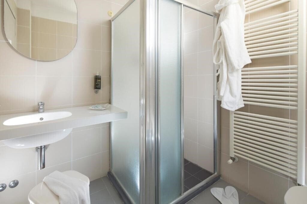 Zdjęcia Days Inn 4*