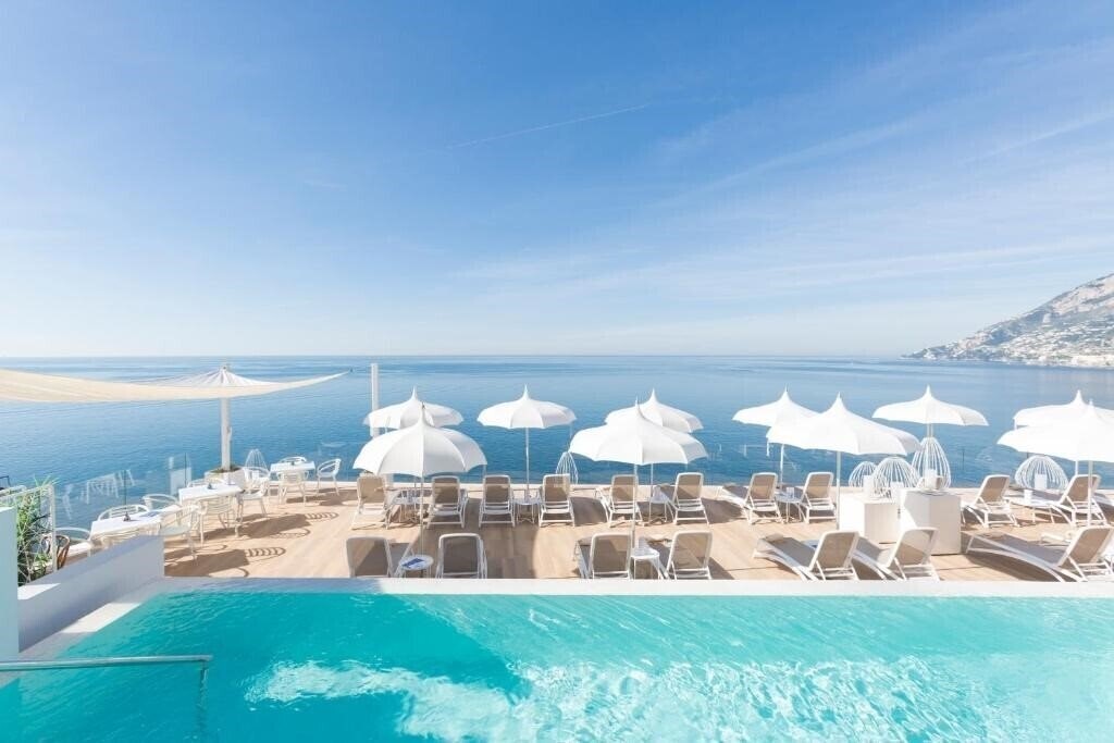 Готель Club Due Torri 4*