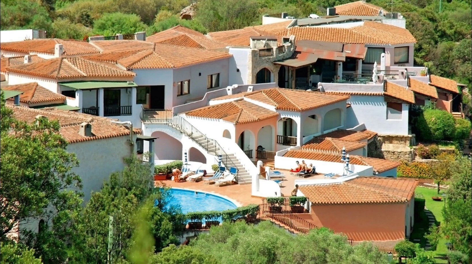 Zdjęcie Hotel Li Graniti 4*