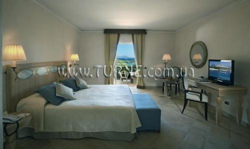 Hotel Petra Bianca 4*