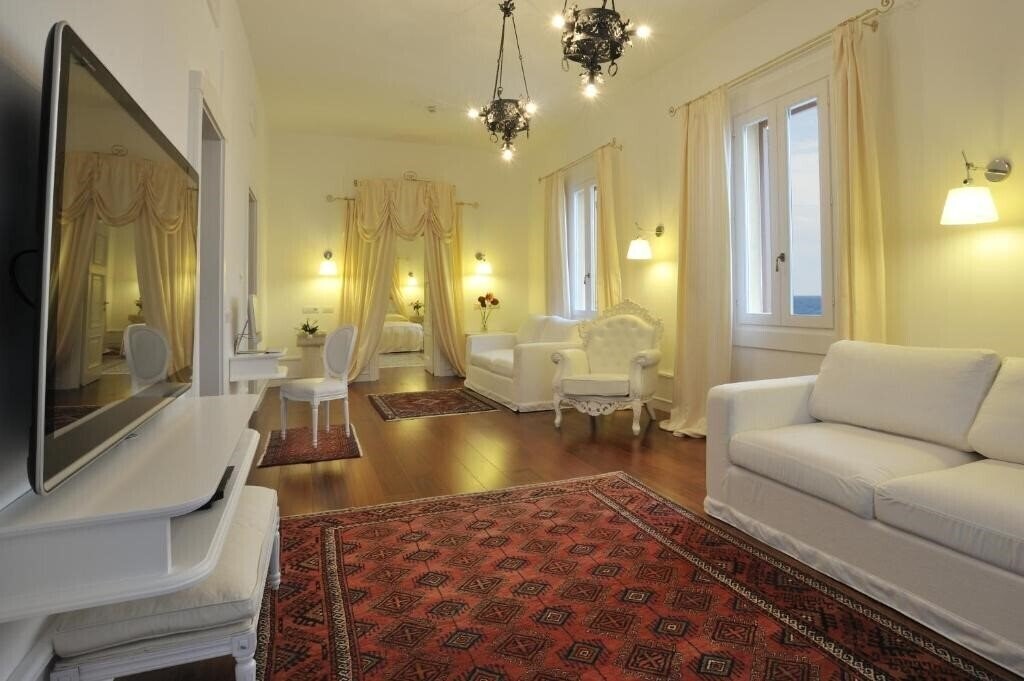 Зображення Villa Las Tronas 5*