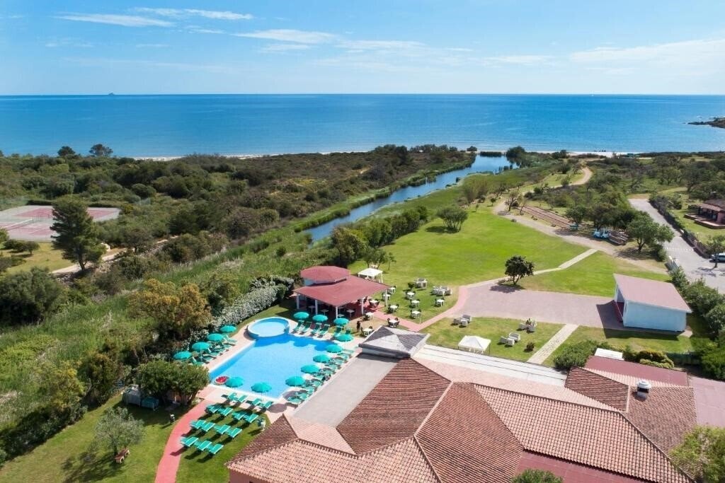 Zdjęcie Li Suari 4*