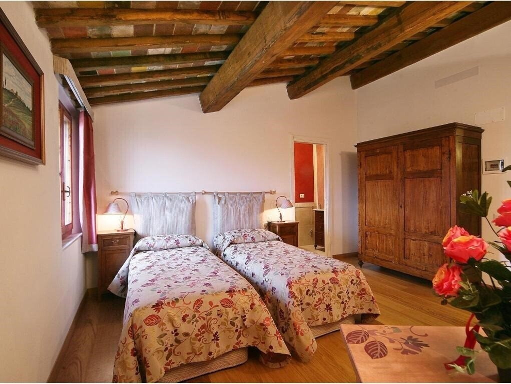 Hotel Casacenti 3*