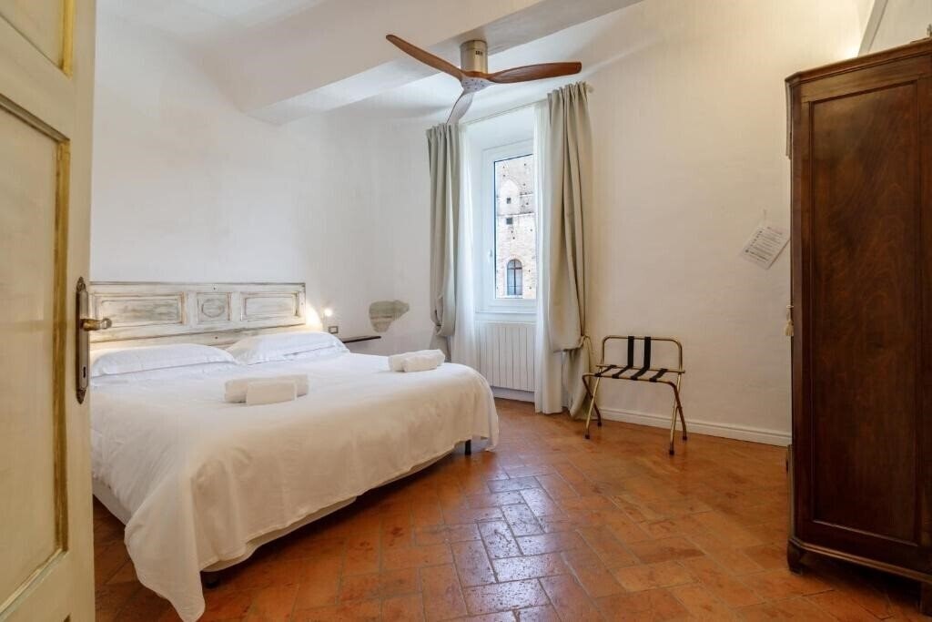 Hotel Charme Centro Storico 3*