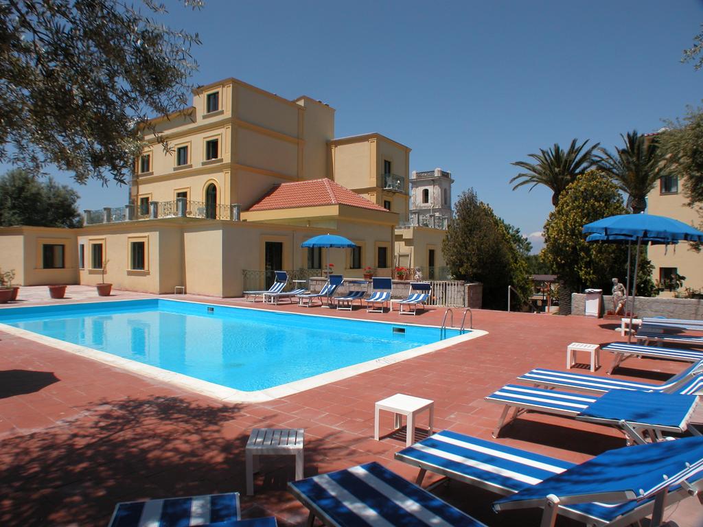 Отель Villa Igea 3*