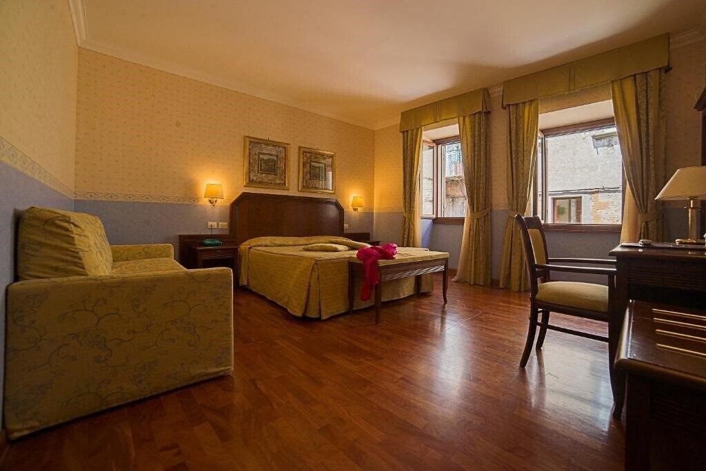 Hotel Albergo Filippeschi 3*