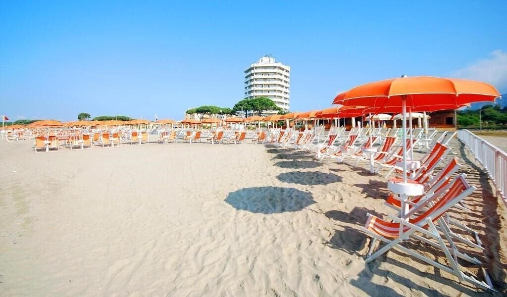 Hotel Appartamenti Torre del Sole 4*