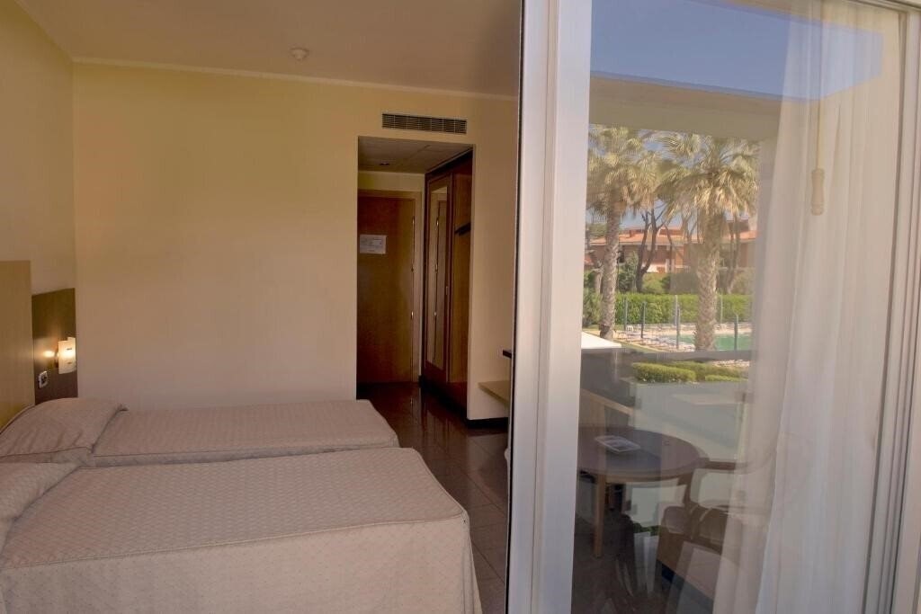 Фото Albergo Mediterraneo Hotel 4*