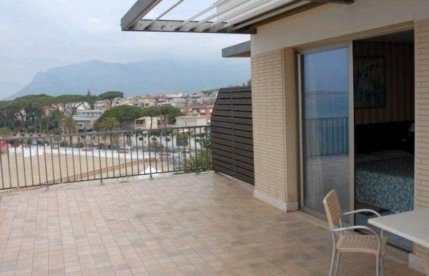 Zdjęcie Hotel Lapprodo, Bb (Террачина) 4*