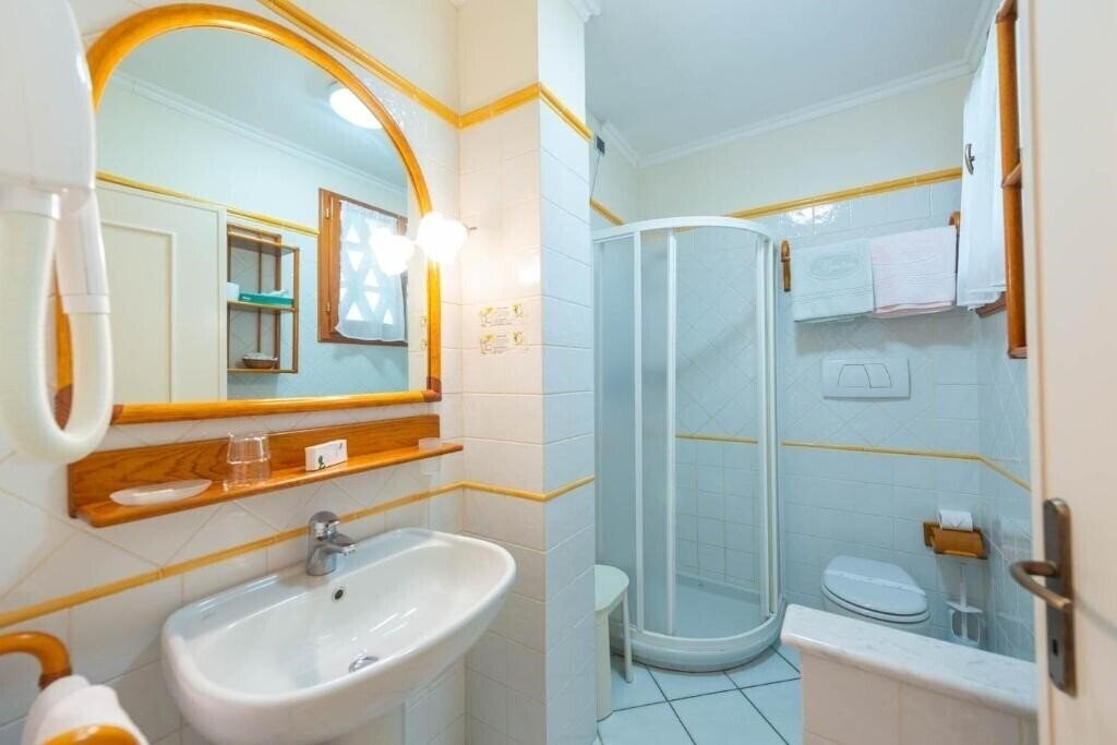 Фото Kyrton 3*
