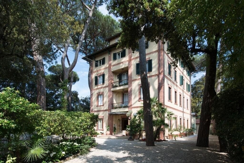 Zdjęcie Hotel Villa Tiziana 3*