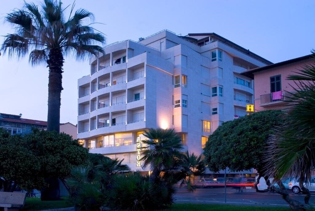Hotel Hotel Sina Astor 4*