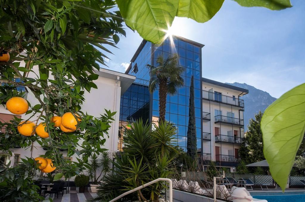 Hotel Hotel La Perla Riva del Garda 3*