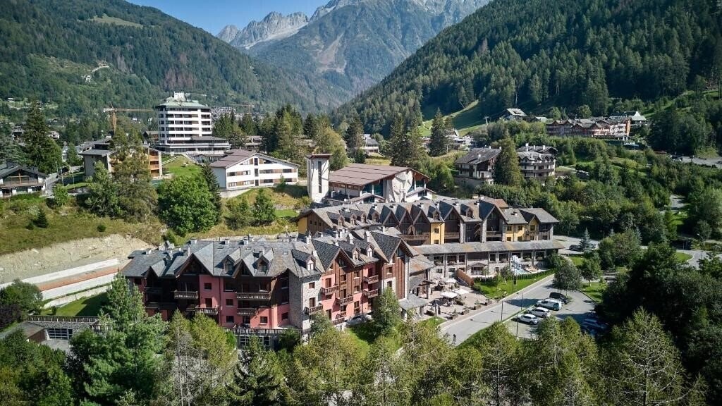 Фото Blu Hotel Acquaseria Ponte di Legno 4*