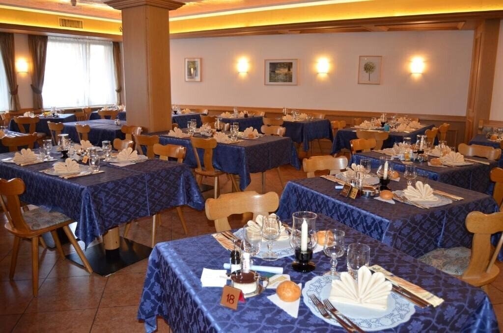 Obraz Hotel Ladina 3*