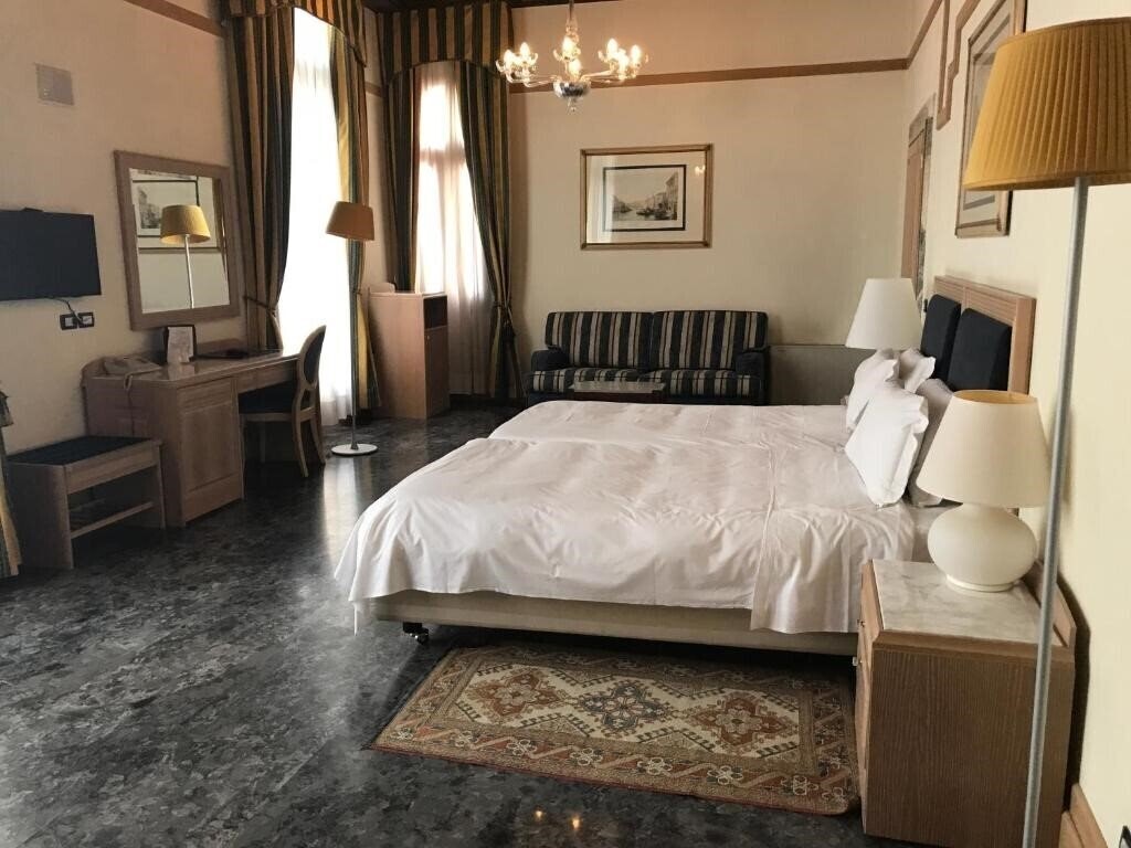 Zdjęcie Foscari Palace 4*