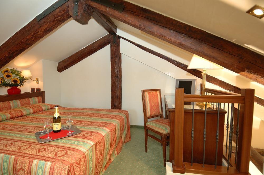 Изображение Hotel Hesperia 3*