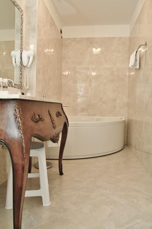 Zdjęcie Pesaro Palace 4*