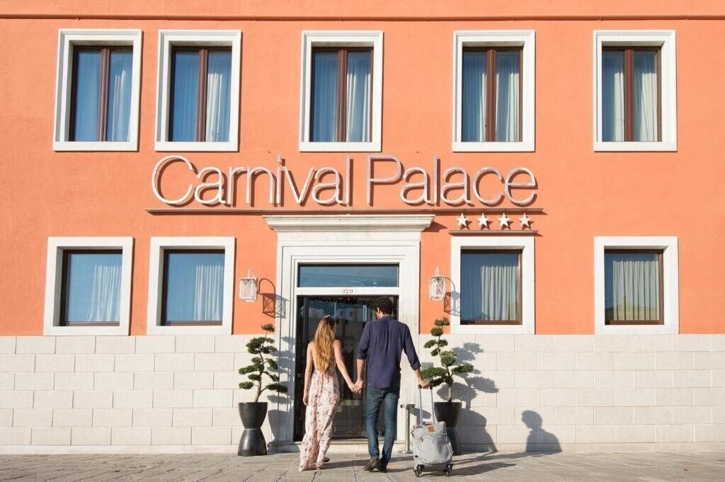 Hotel Carnival Palace 4*