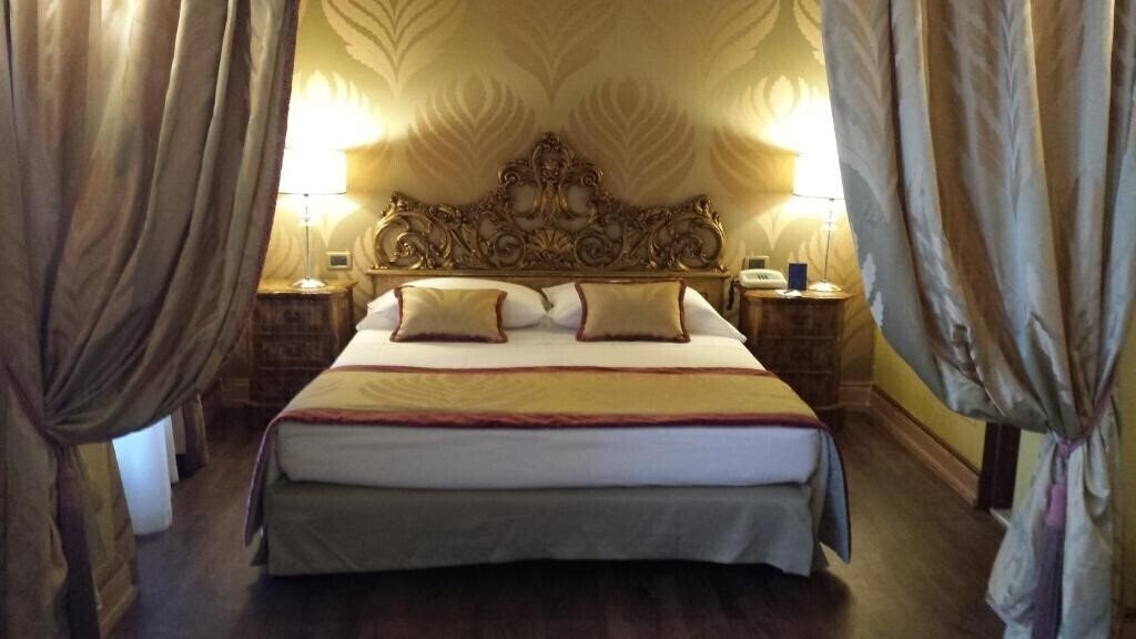 Hotel Amadeus 4*