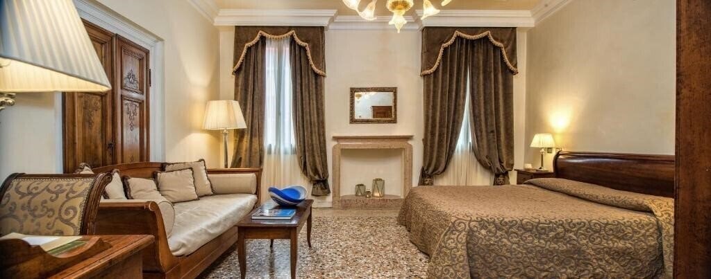 Zdjęcie Dell Opera 3*