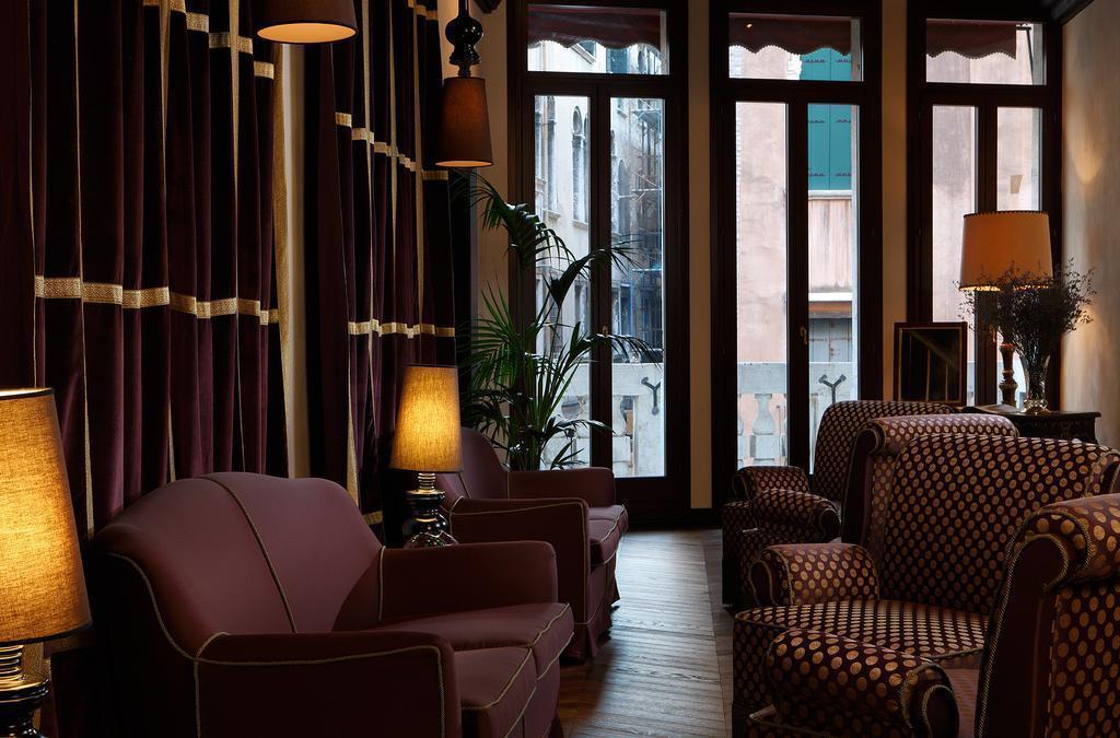 Фото Aqua Palace 4*