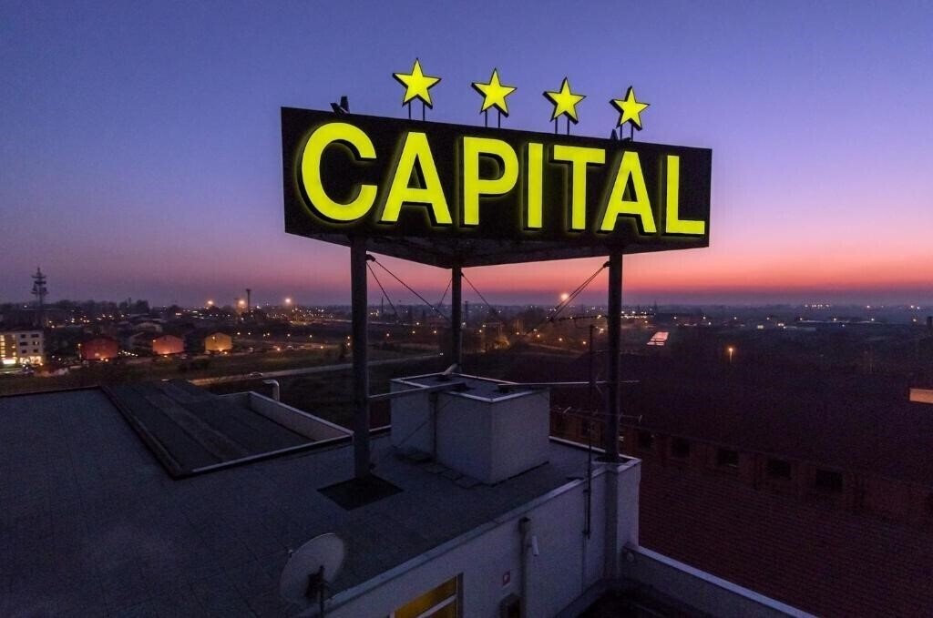 Hotel Capital Hotel 4*