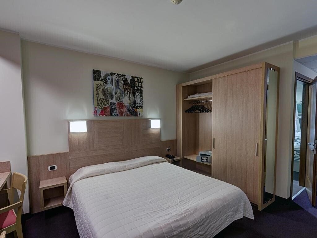 Zdjęcia Capital Hotel 4*