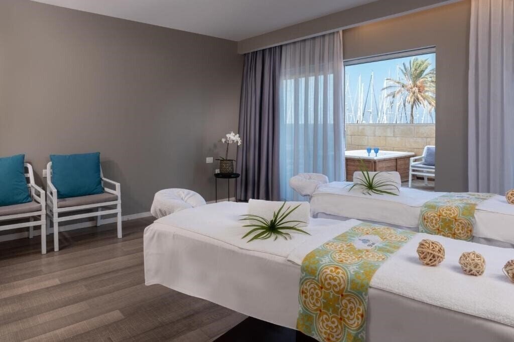 Фото Herods Herzliya 5*