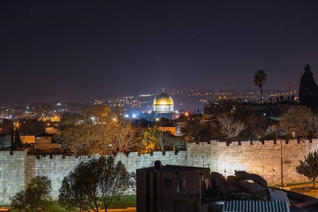 Отель Holy Land 3*