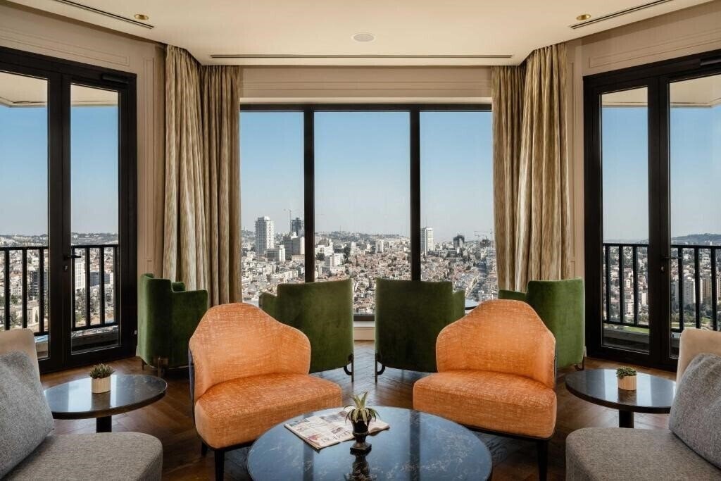Obraz Crowne Plaza 5*