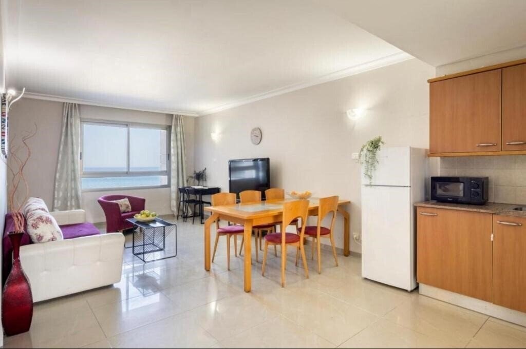 Zdjęcie Almog Tower отель без категории