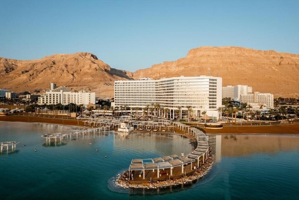 Изображение Crowne Plaza Dead Sea 5*