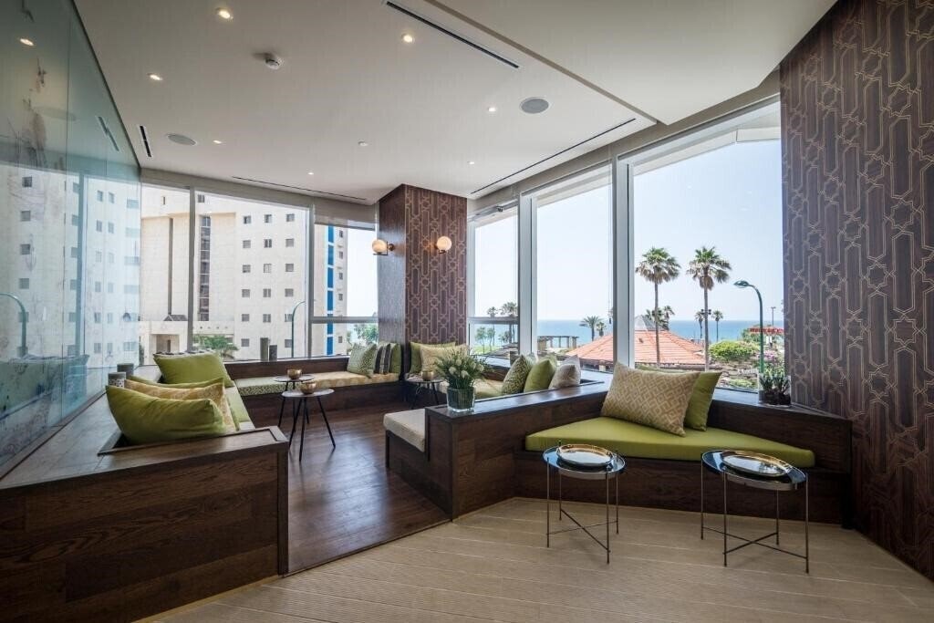 Отель David Tower Hotel 5*