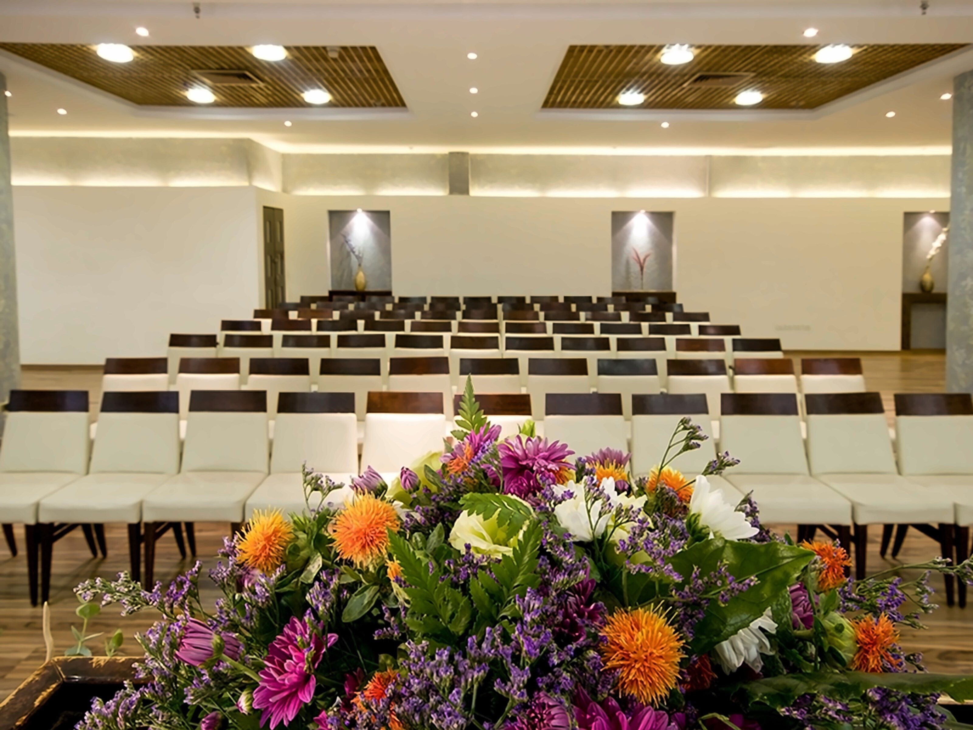 Фотографія Leonardo Suite Tel Aviv-Bat Yam By The Beach 4*