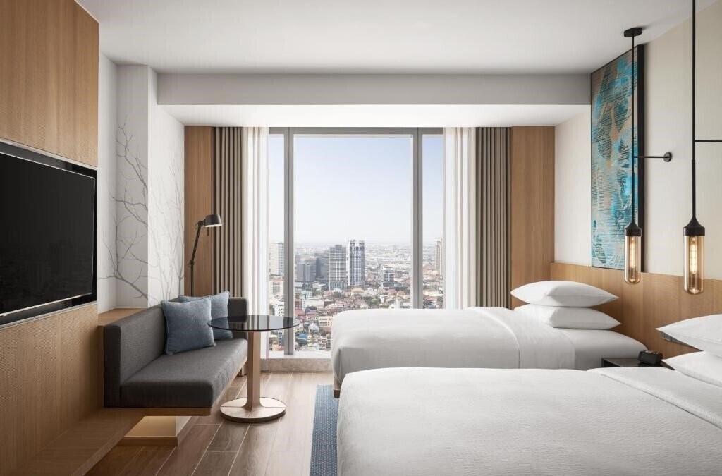 Obraz Fairfield By Marriott Phnom Penh 4*