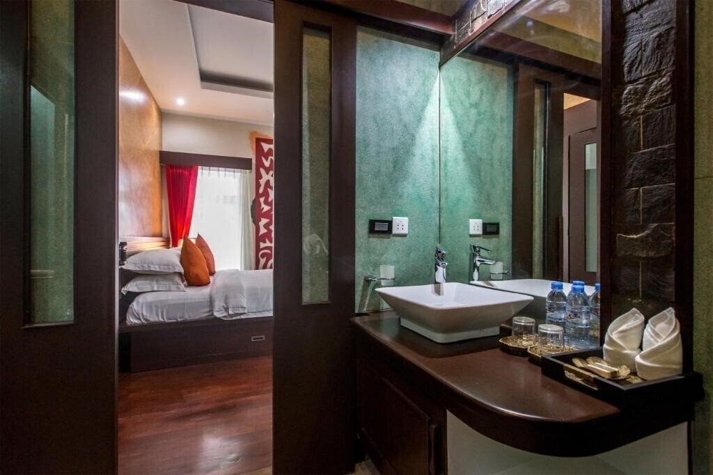 Zdjęcie De Sarann Villa 5*