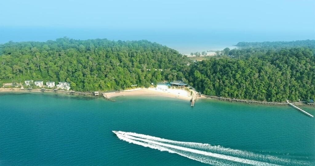 Hotel Pearl Beach Resort & Spa 4*