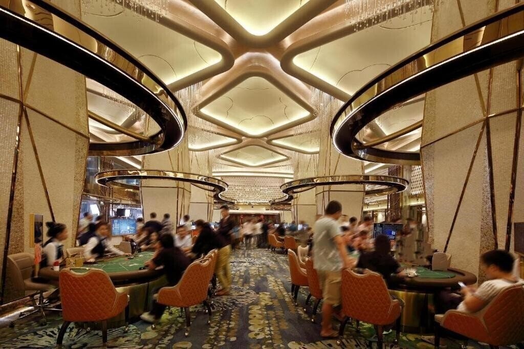 Hotel Nanhai International 5*