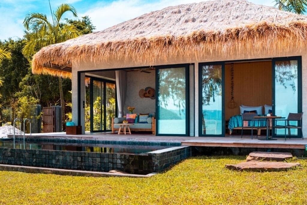 Отель Jati Koh Russey 5*