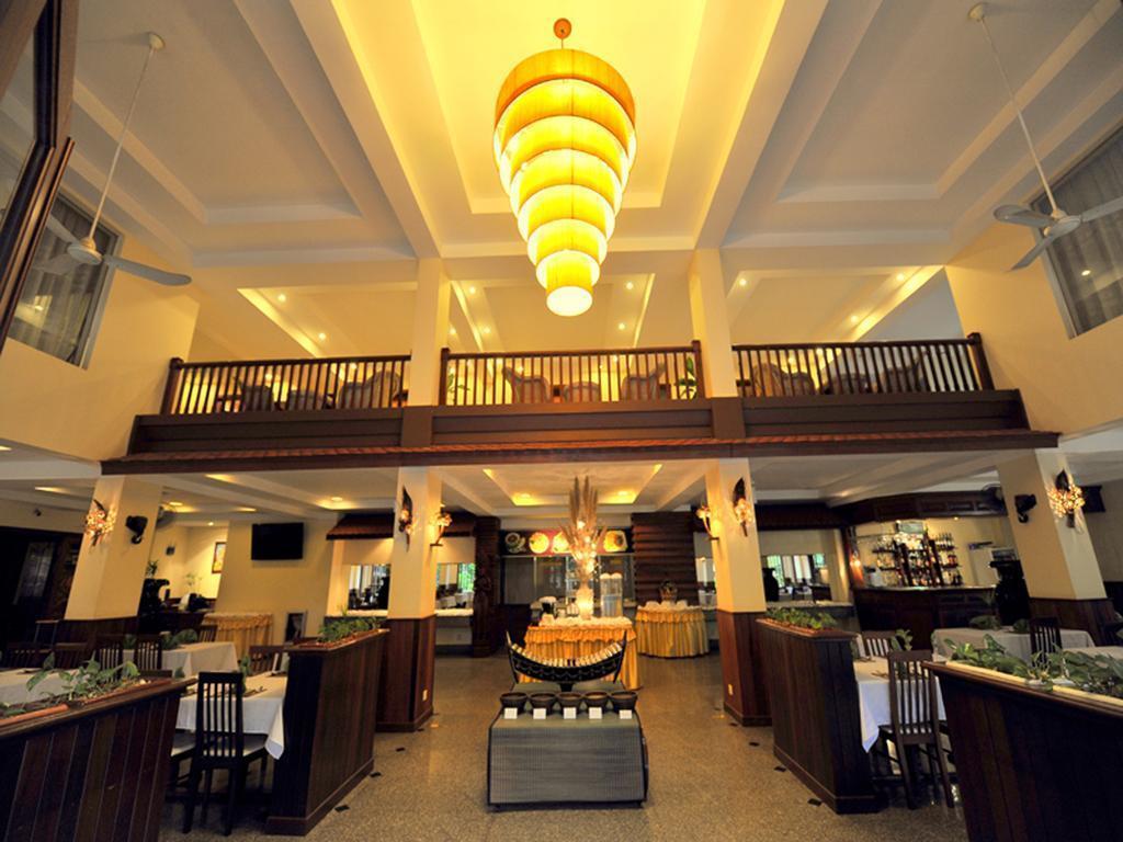 Zdjęcie City River 3*