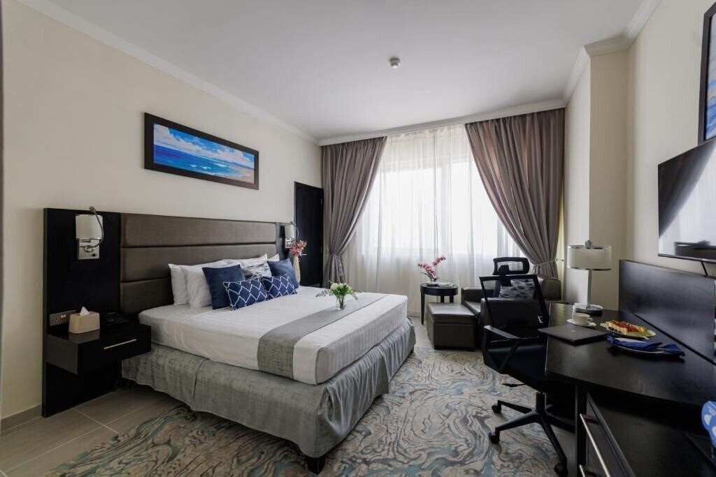 Zdjęcia The Royal Riviera 4*