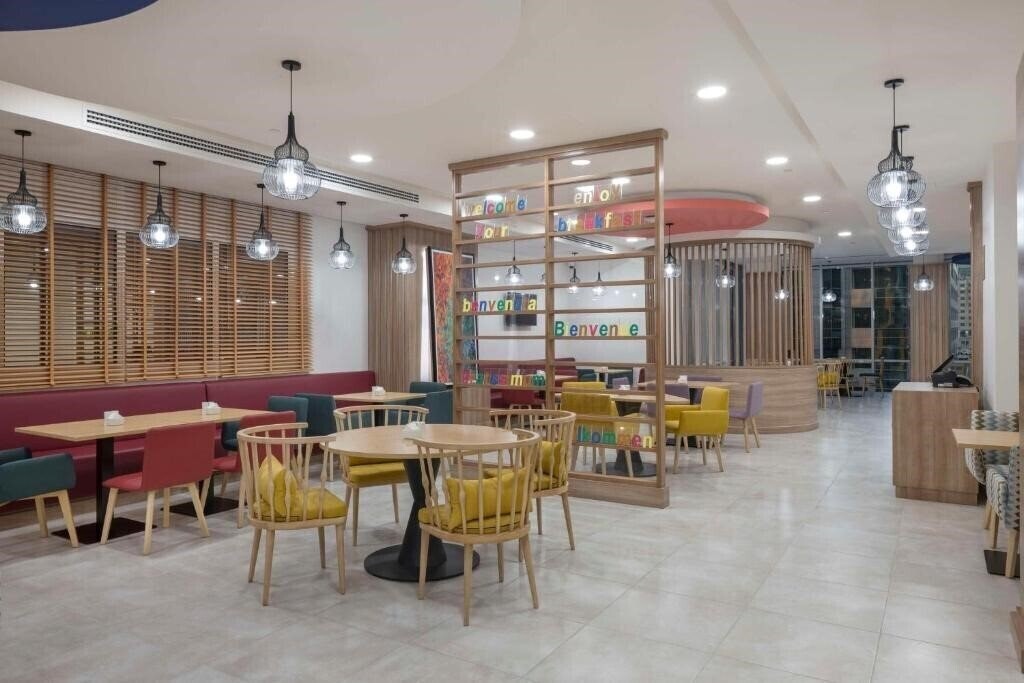 Зображення Hampton By Hilton Doha Old Town 3*