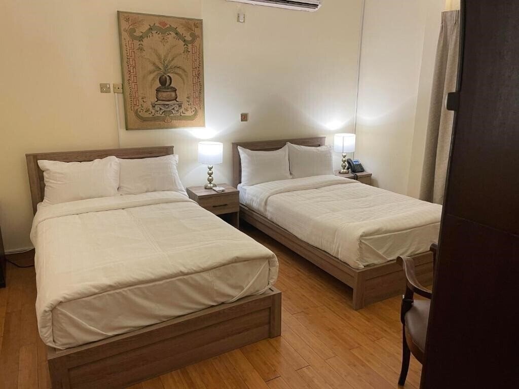 Zdjęcie Al Khariss Hotel 2*