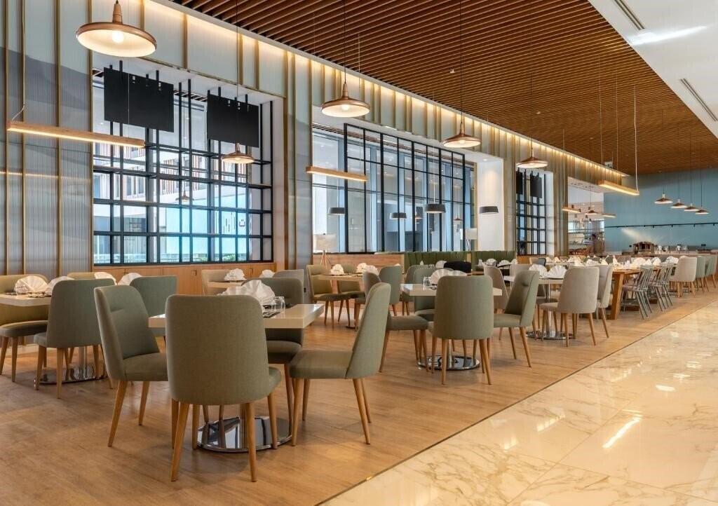 Zdjęcie West Walk Retaj Hotel 4*