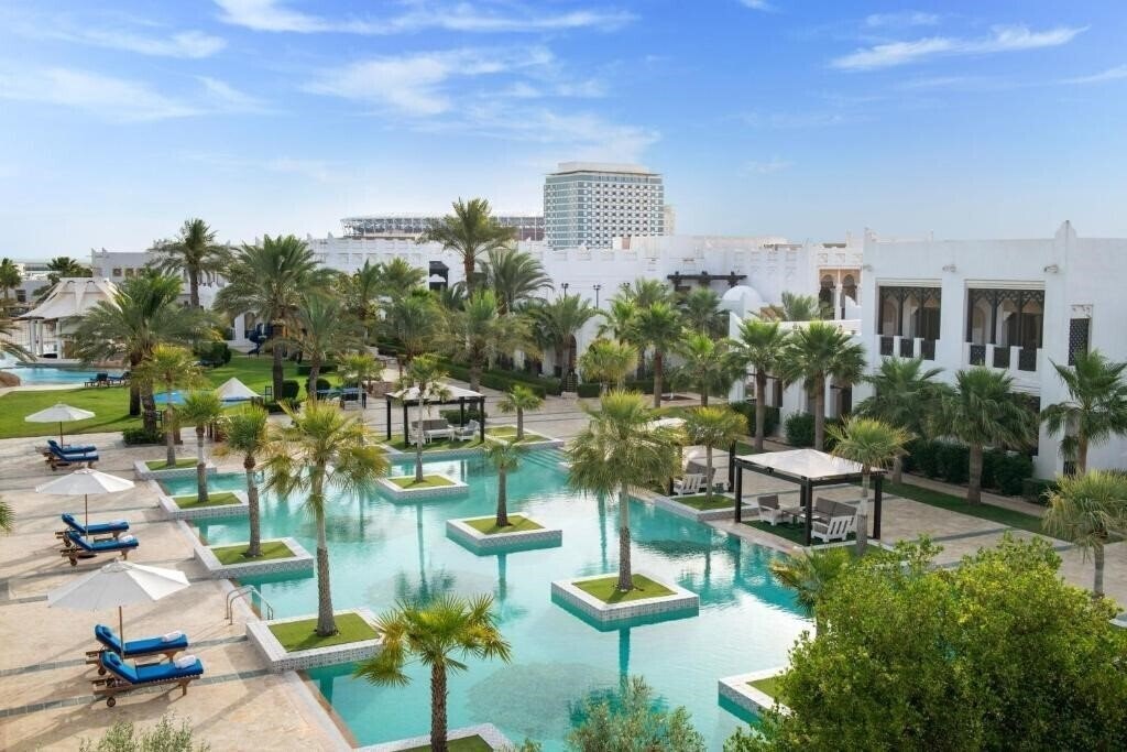 Отель The Ritz Carlton Sharq Village Doha 5*
