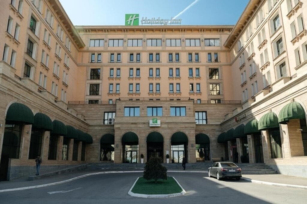 Zdjęcia Holiday Inn Aktau 4*