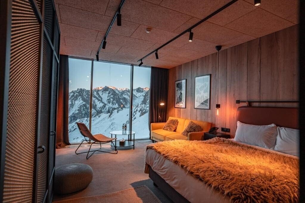 Фото Tenir Eco Hotel 3*