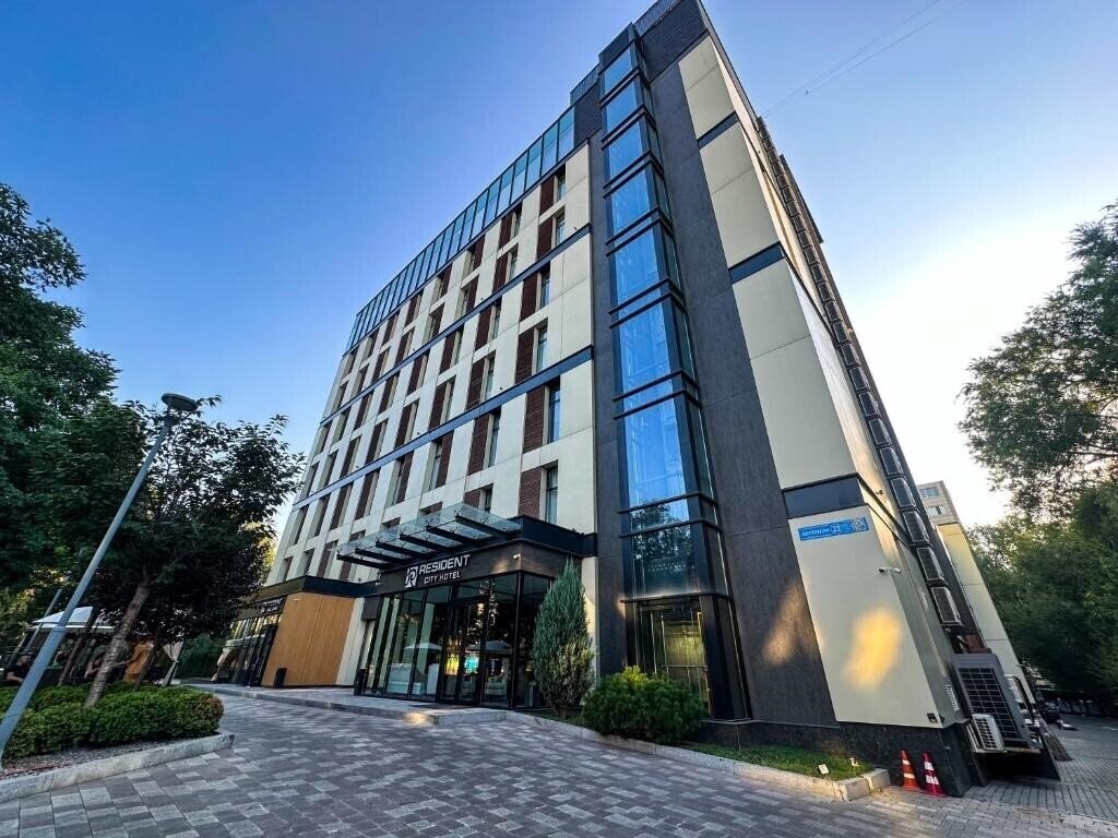 Hotel Resident City Hotel 4*