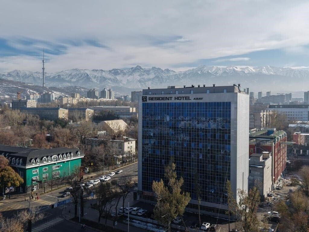 Готель Resident Hotel Abay 3*